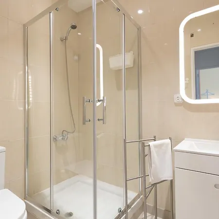 Your - Duque De Palmela Lissabon